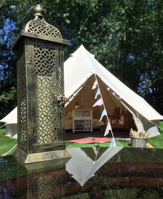 Oxford Riverside Glamping Ngoại thất bức ảnh