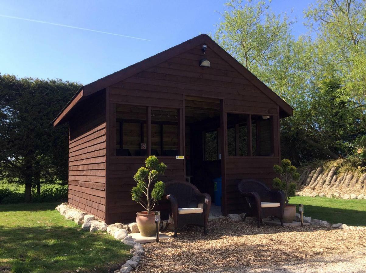 Oxford Riverside Glamping Ngoại thất bức ảnh